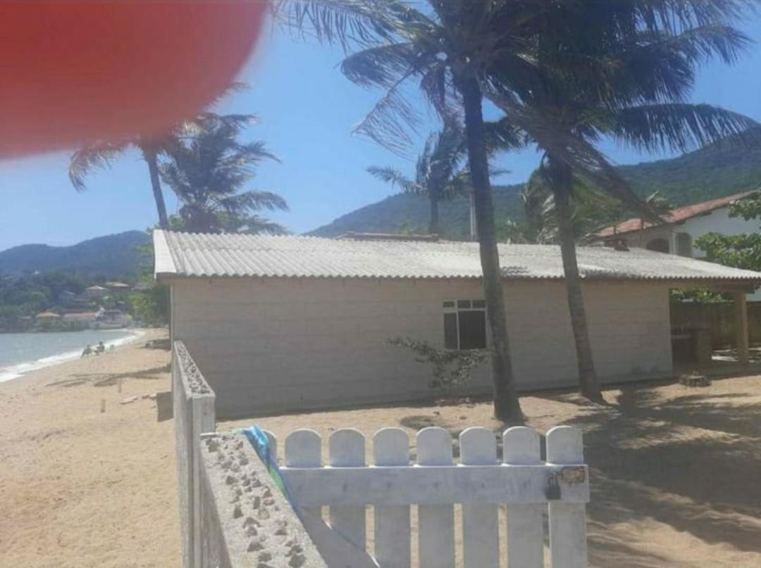 Holiday home Casa Na Frente Do Mar, Pe Na Areia *