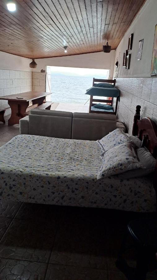Casa Na Frente Do Mar, Pe Na Areia